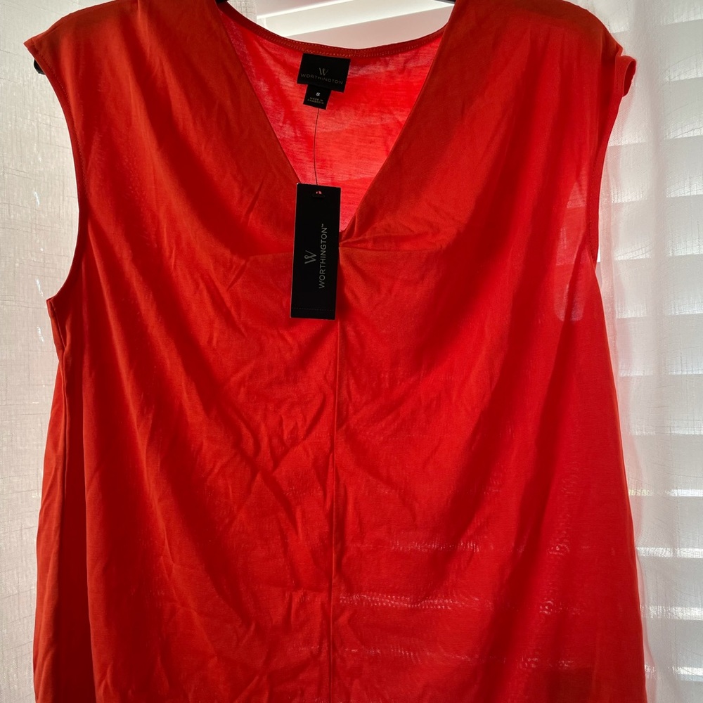 Worthington v neck sleeveless top